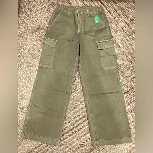 GAP Khaki Cargo BNWT - Picture 1 of 3